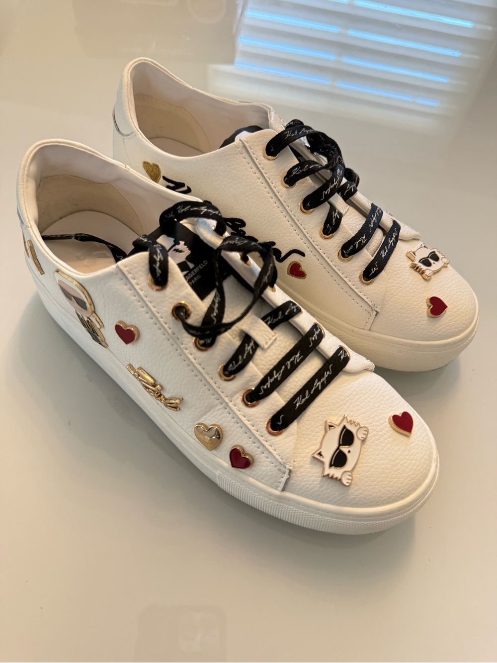 Karl Lagerfeld Sneakers Size 38.5 White Leather K Ikonik Charm Shoes - Picture 6 of 14